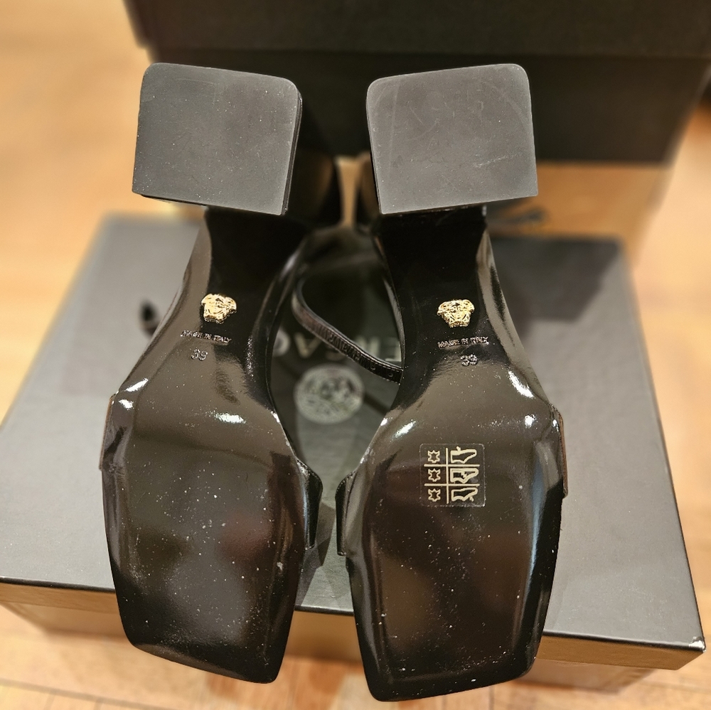 Versace sandals - Picture 5 of 7